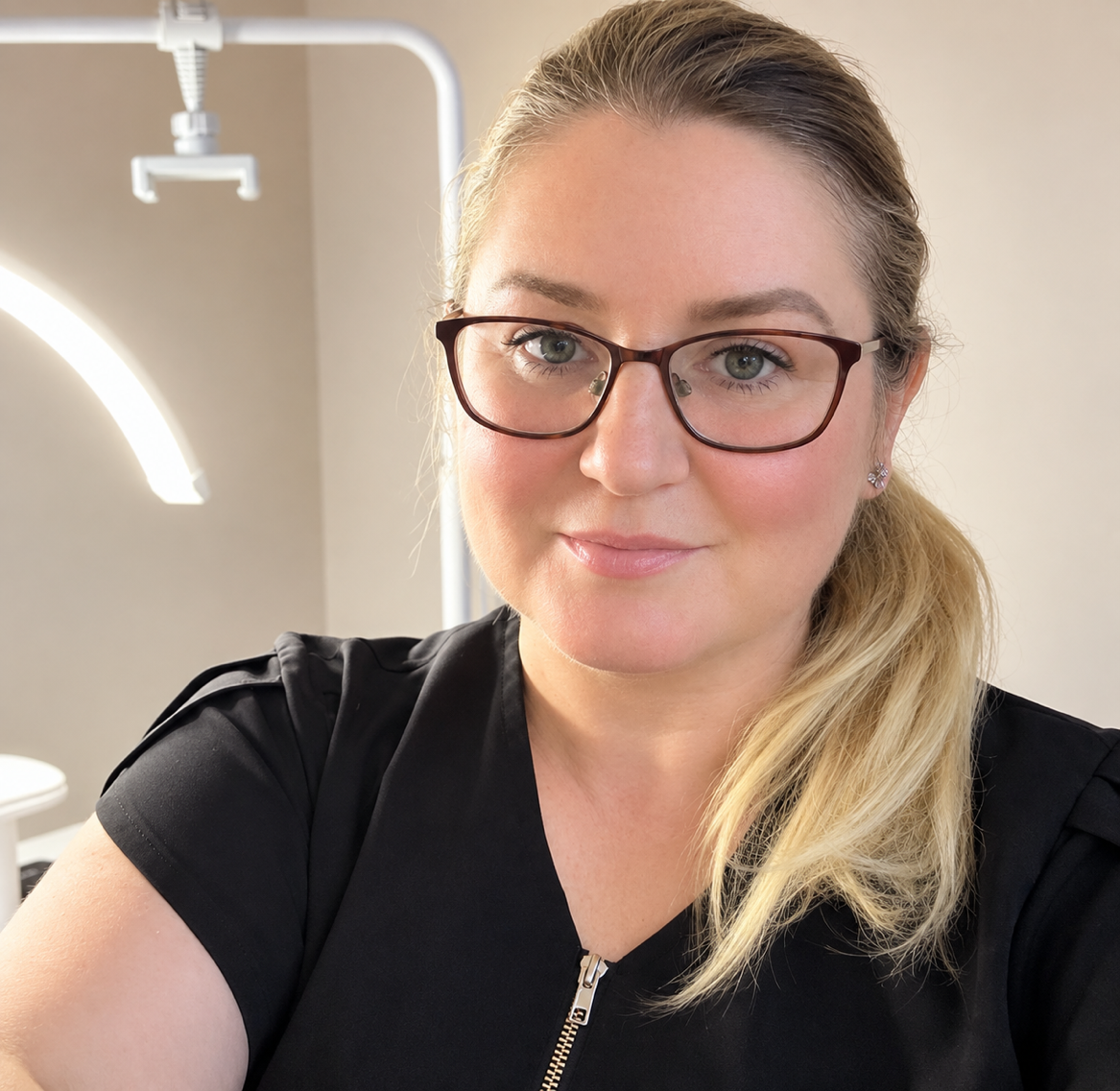 Hello and welcome, my name is Kirsty, I love the outdoors, spending time with my dogs and family 