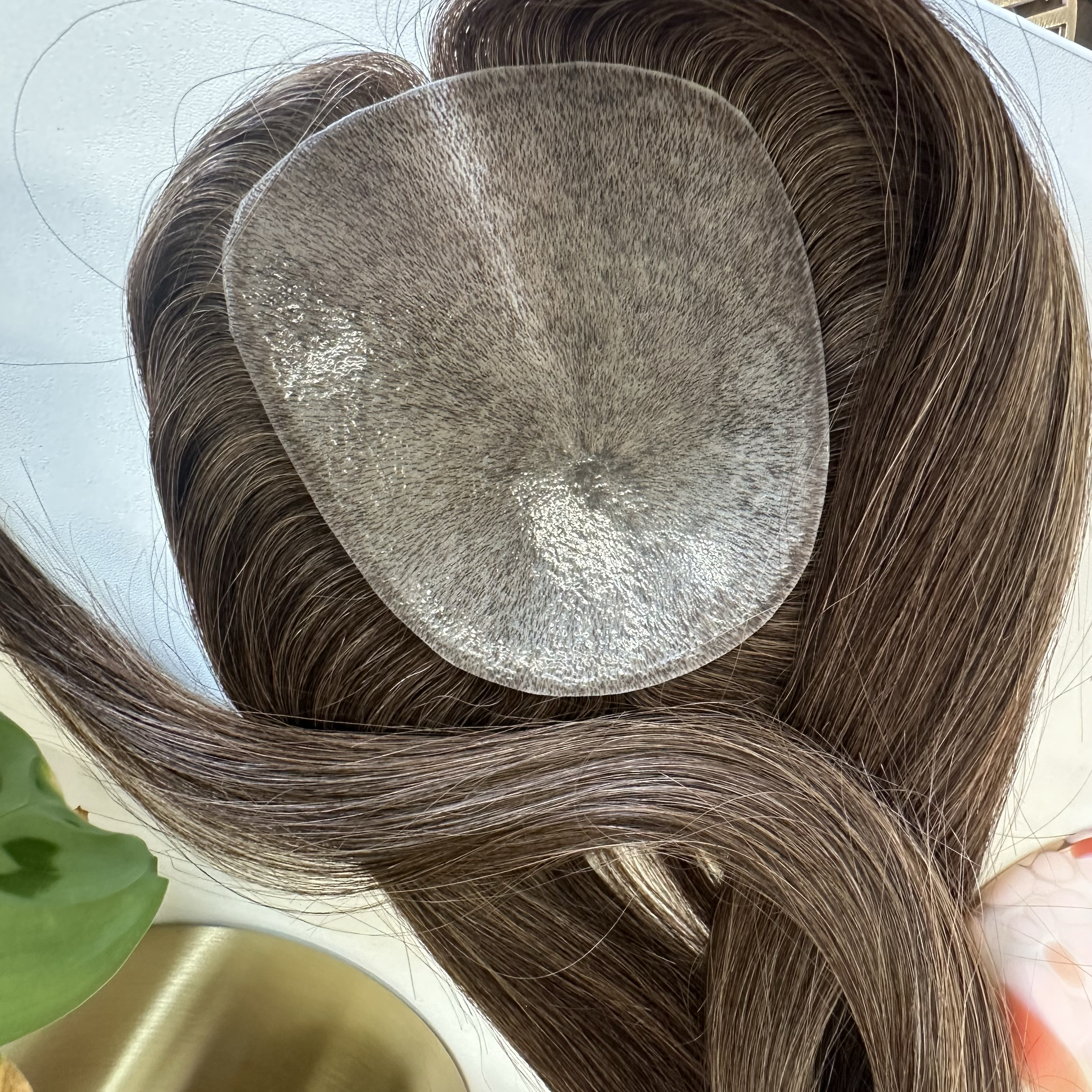 Laura’s Luscious Locks is passionate about delivering the personalised hair solutions you truly deserve.