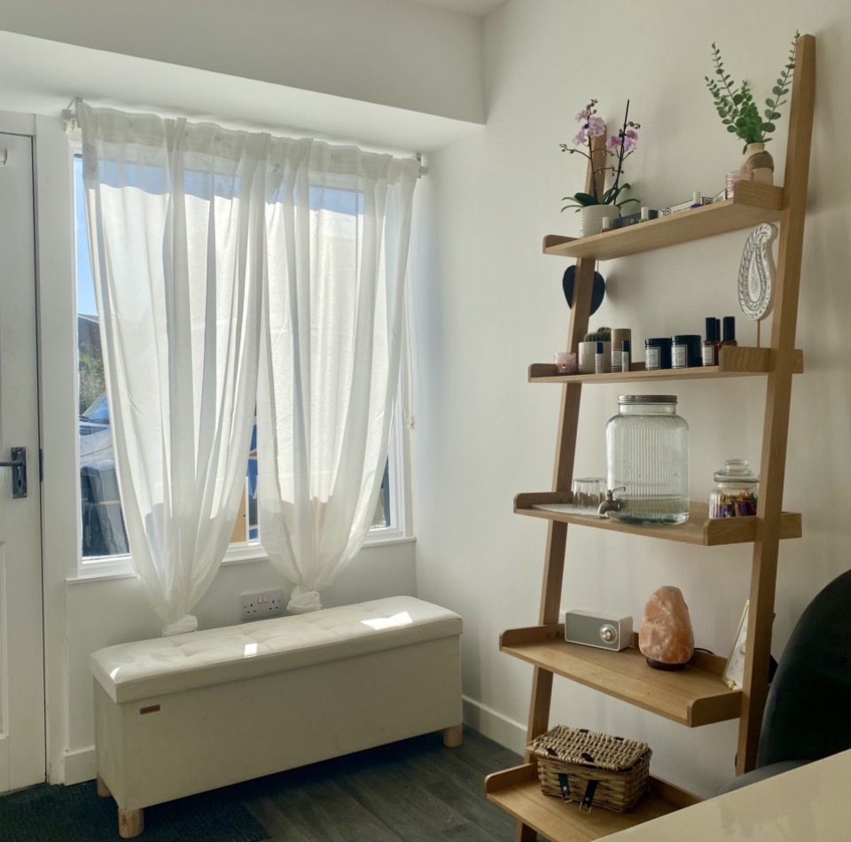 Bare And Bloom Beauty Lounge
